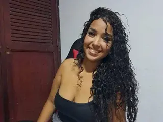 Sex Cam with Tatihot69 - Streamate