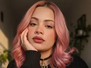 Sex Chat with ammyy_collins - Streamate