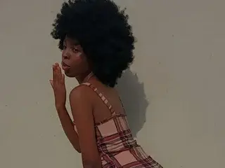 Free Live Porn with Aria_kai - Streamate