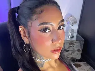 Adult Webcams with CandyMarilyn - Streamate