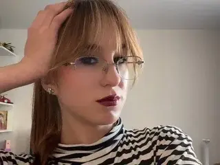 Adult Video Chat with AlishaKelly - Streamate