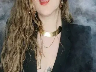 Best live sex cam show with GinnaGrece - Streamate