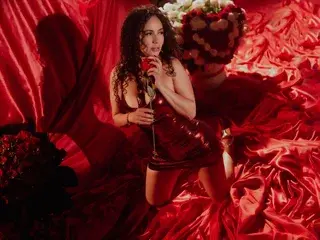 Free Live Porn with CatlinBouuvier - Streamate