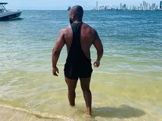 Adult Webcam with JustinHarry19 - Streamate