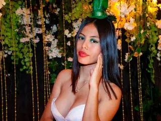 Adult Webcam with katjoliie - Streamate