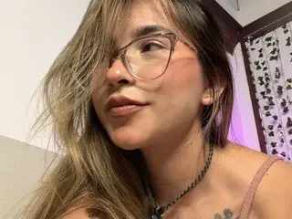 Private Sex Chat with AuraRosse - Streamate