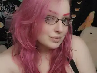 Nude Webcam with Pinky_Powers - Streamate