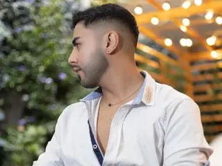 Sex Chat with itsmeeros - Streamate