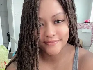 Nude Webcam with XxxRina - Streamate