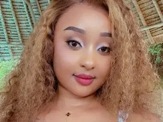 Adult Webcams with TeeBoobsie - Streamate