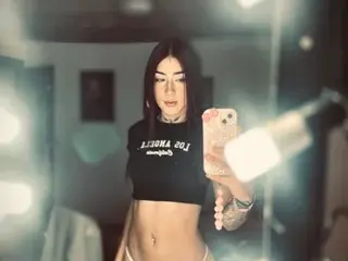 Adult Webcams with Kristemmx - Streamate