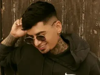 Private Sex Chat with Sergio27 - Streamate