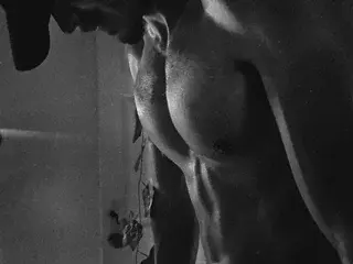 Live Porn with NicolaiKarav - Streamate