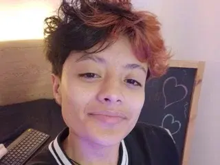 Sex Cam with kvs_kael - Streamate