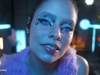 Live Porn with AlessaGoreng - Streamate