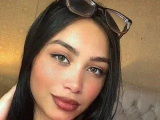 Live Porn with EyesBeautifull - Streamate