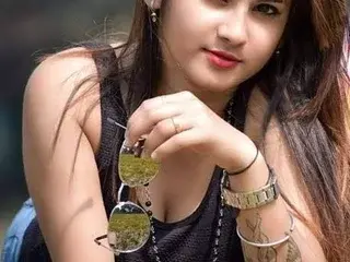 Best live sex cam show with Shalini_Shalu - Streamate