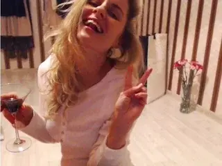 Free Porn Cam with xShineLanax - Streamate