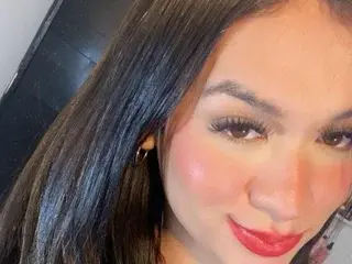 Sex Chat with Cassie_Dilaurentis - Streamate