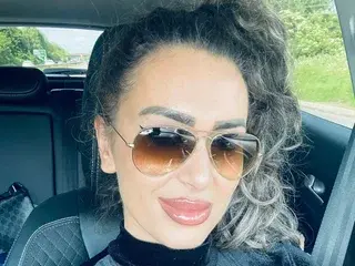 Best live sex cam show with AmiRides - Streamate