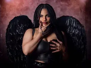 Live Porn with Shantall_Evans - Streamate