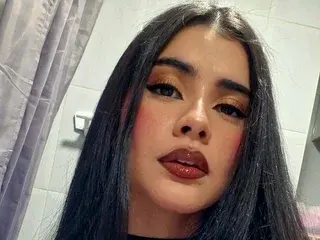 Free Porn Cam with DashaRodriiguez - Streamate