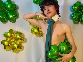 Free Porn Cam with Angeladrien - Streamate