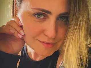 Live Porn with Foxy_Sterling - Streamate