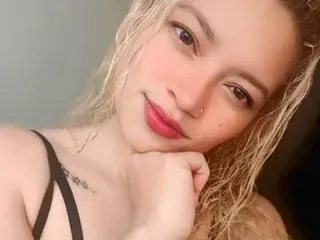 Watch Live Sex Cams with Luna_Lm - Streamate