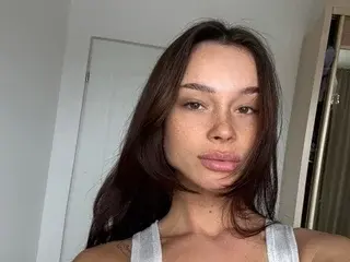 Live Sex Cam with SweetRossie - Streamate