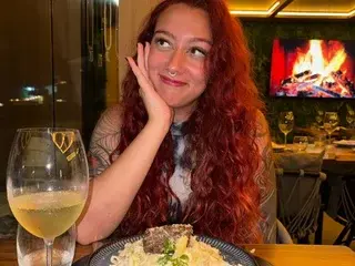 Sex Cam with spicyspiders21 - Streamate