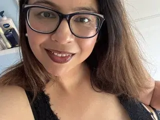 Sex Cam with Zarah_Housewife - Streamate