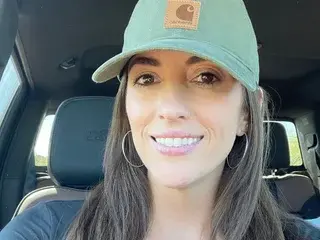 Adult Webcam with Lauren_Lewis - Streamate