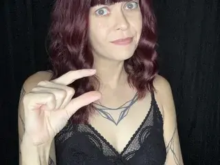 Free Live Porn with MerlotMistress - Streamate