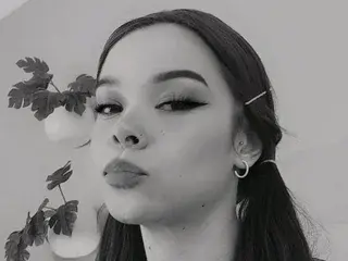 Live Sex Cam with maralopeez - Streamate