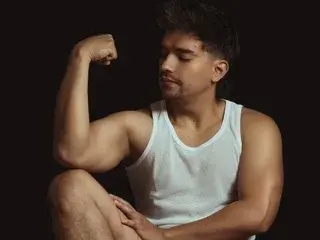 Sex Chat with Ian_Davis - Streamate