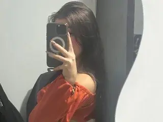 Watch Live Sex Cams with cutedollwhite - Streamate