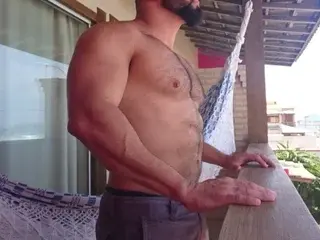 Watch Live Sex Cams with Beardhotman - Streamate