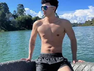 Best live sex cam show with JustinMorre - Streamate