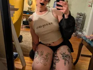 Watch Live Sex Cams with SummerofAutumn23 - Streamate
