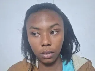 Nude Webcam with Sexyleexx25 - Streamate