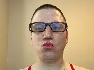 Live Porn with SubmissiveWhore - Streamate