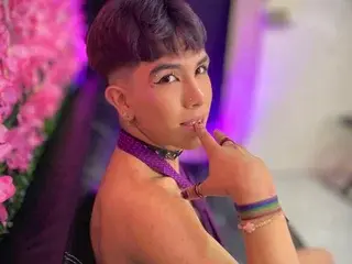Adult Webcam with Angelman_19 - Streamate