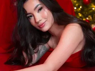 Live Sex Cam with EmilyHealy - Streamate