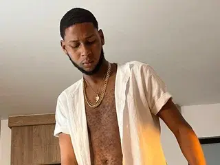 Sex Chat with SANTHILEE - Streamate