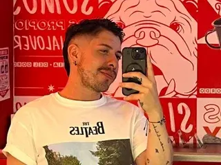 Nude Webcam with Letorres - Streamate