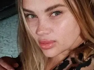 Free Porn Cam with Siren_Irenka - Streamate