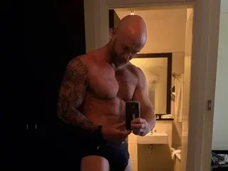 Sex Cam with Biggerthebetter85 - Streamate