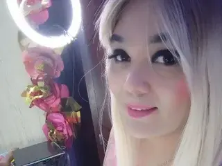 Adult Webcams with KolybetsyTitsXl - Streamate