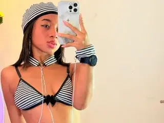 Best Webcam with Karol_Mejia - Streamate